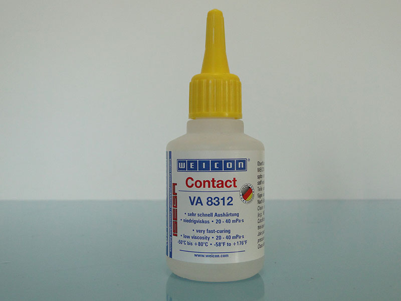 Cyanacrylatkleber transparent