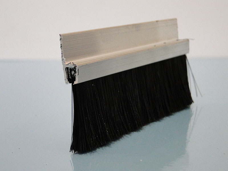 Türbodenbürste Debora mit Halteleiste