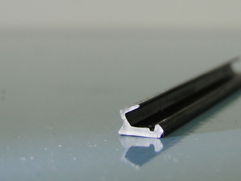 Siona Hö: mm, Br: mm