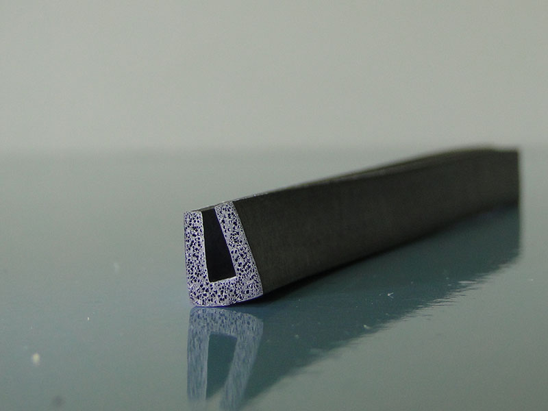 Moosgummi U- Profil Agina Höhe: 13 x Breite: 9 mm