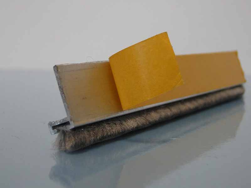 Alu-Bürstenleiste mit Wasserstopper Carusa