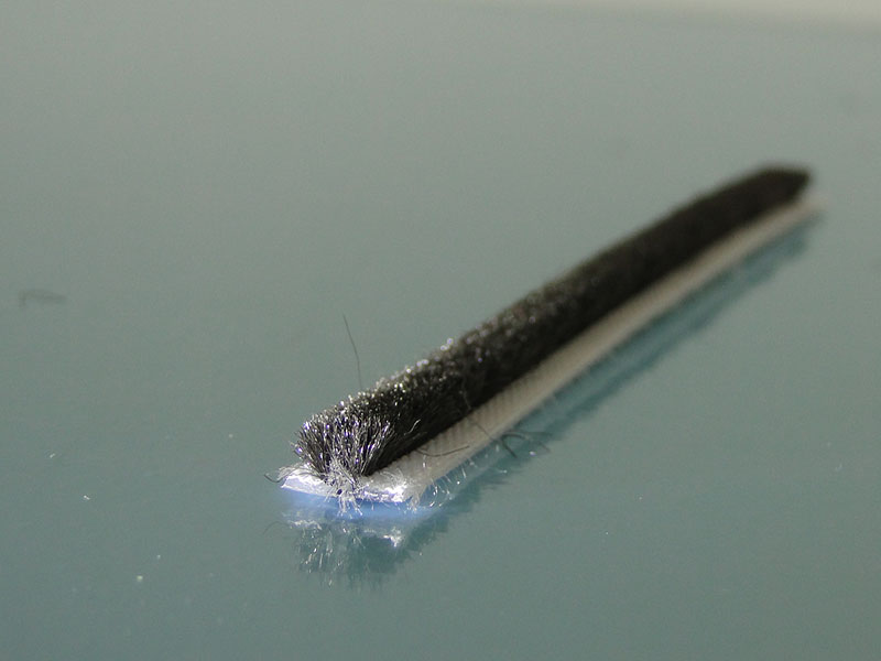 Bürstendichtung Luna nicht-selbstklebend 3x4mm