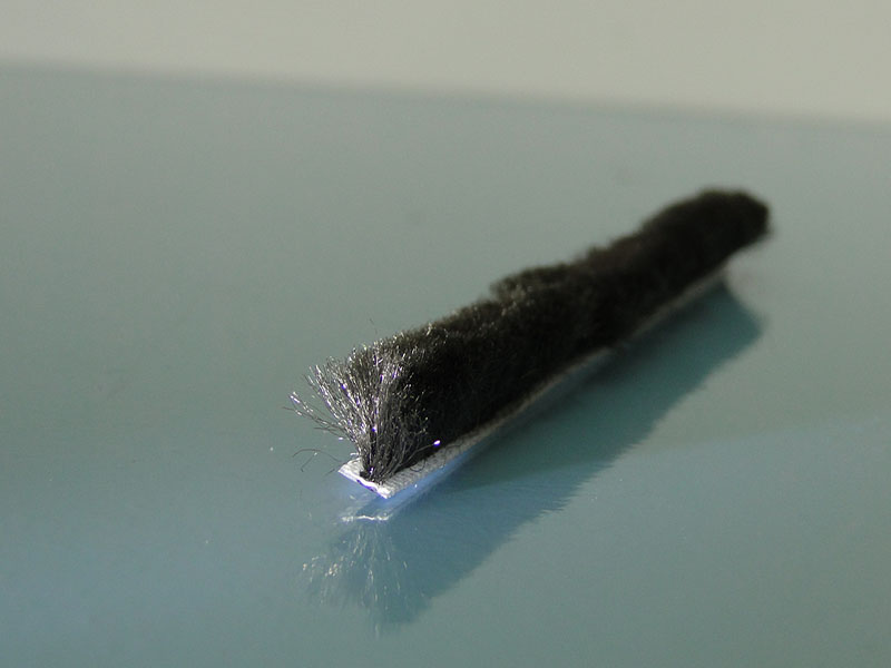 Bürstendichtung Radu nicht-selbstklebend 5x9mm