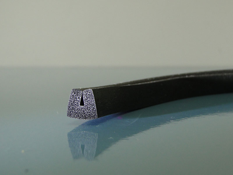 Moosgummi U- Profil Agidus Höhe: 9 x Breite: 10 mm