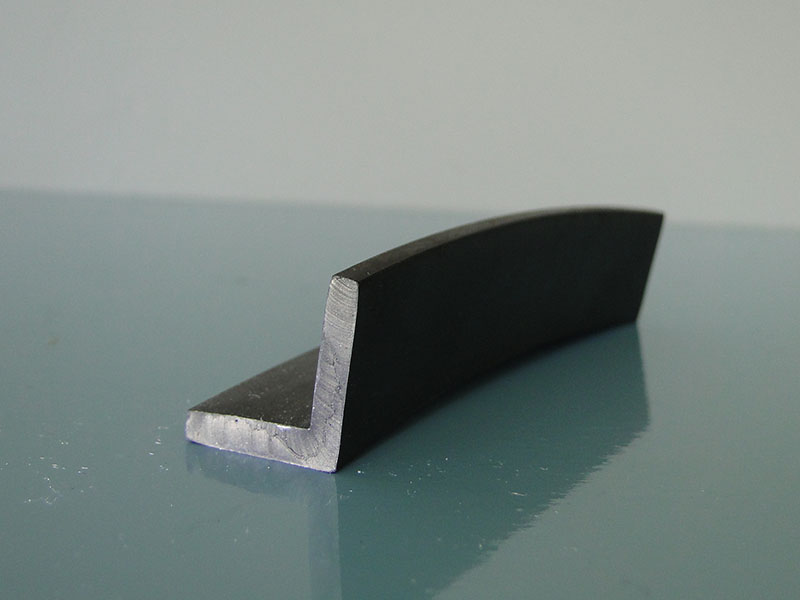 Gummi Winkelprofil  Hö: 20mm, Br: 20mm Escarbo