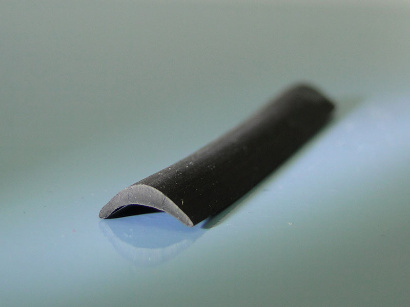 Zierleistengummi Ara zum aufklemmen auf die vorhandene Metallschiene