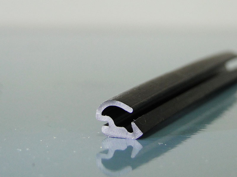 Monka Hö: mm, Br: mm