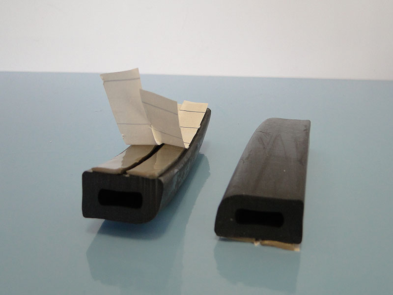 Rambo Hö: 17mm, Br: 30mm PVC-Schutzleiste einseitig selbstklebend