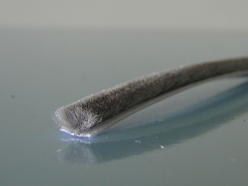 Bürstendichtung Lanas nicht-selbstklebend 8x8mm