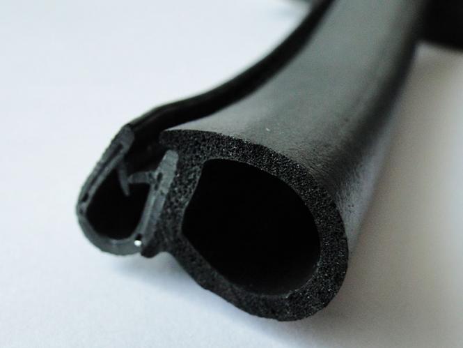 Fiona Hö: 15,4mm, Br: 24,6mm, Kl: 2-4mm Kantenschutz mit Metallklemmband