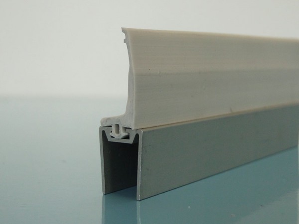Aluminiumleiste mit Lippe Juna 10mm Glas