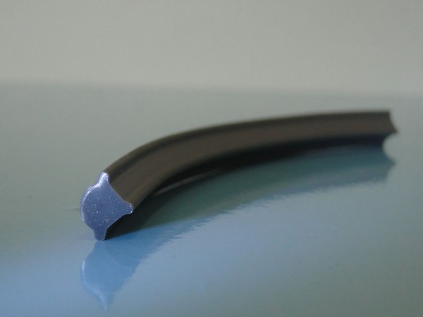 Gummi Füllerprofil Euristo Höhe: 9,5 mm x Breite: 7,5 mm